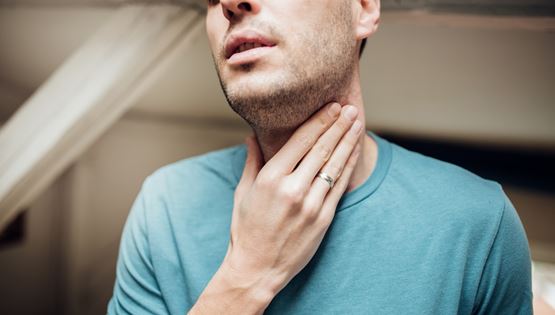 Θεραπεία με laser στο λάρυγγα: Μάθε τα πάντα για την αντιμετώπιση του προβλήματος