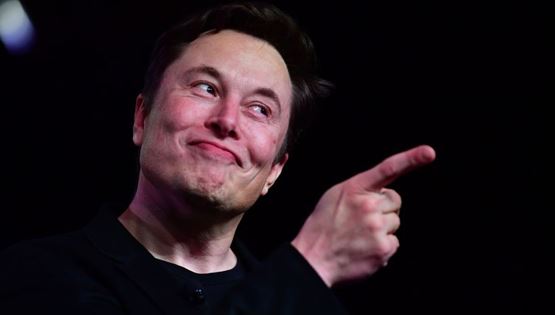 Ο Elon Musk έχει τη λύση ακόμη και για το τέλος του κόσμου