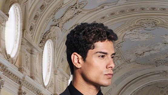 Αυτό το brand είναι συνώνυμο με το ποιοτικό και μοντέρνο αντρικό κοστούμι