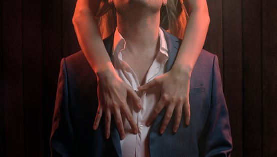 Τι ανακάλυψαν οι επιστήμονες για τις γυναίκες που μιλάνε πολύ πρόστυχα