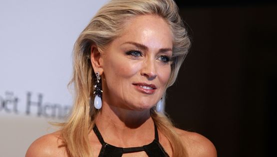 H Sharon Stone έχει ένα βασικό παράπονο από το Χόλιγουντ