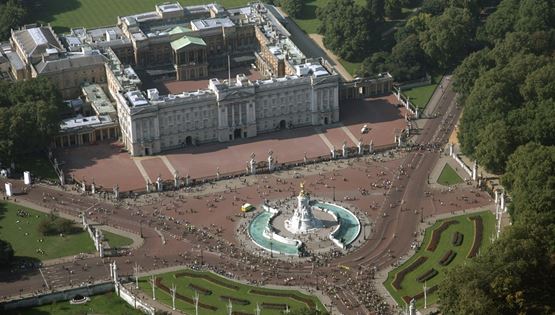 Μία &#39;γενναία&#39; ανακαίνιση στο παλάτι του Μπάκιγχαμ