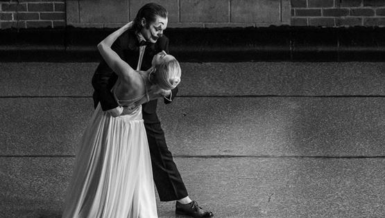 Στο Joker: Folie à Deux, το δίδυμο Joaquin Phoenix - Lady Gaga τα δίνει όλα