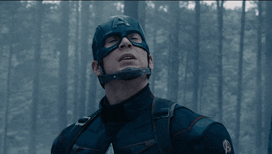 Το γυμνό του Chris Evans εναντίον του Donald Trump