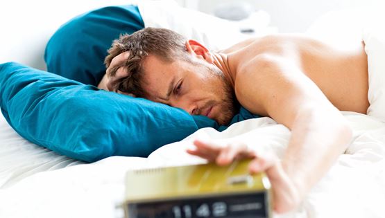 Πιο ευτυχείς, δημιουργικοί και έξυπνοι όσοι πατούν το snooze στο ξυπνητήρι