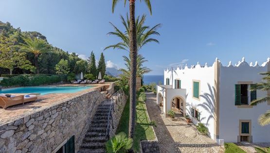 Η εντυπωσιακή βίλα του Michael Douglas στη Μαγιόρκα