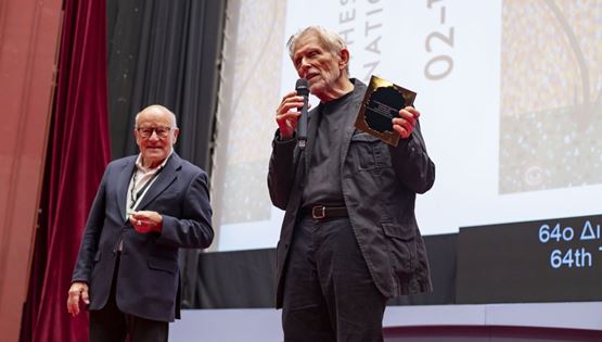 Ο Νίκος Περάκης παρέλαβε τον τιμητικό Χρυσό Αλέξανδρο του 64ου ΦΚΘ