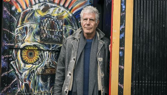 Το φινάλε του Parts Unknown και το γοητευτικά σκοτεινό παρελθόν του Anthony Bourdain