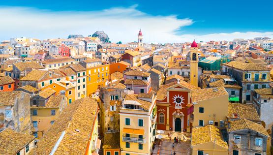 Οι Βρετανοί τουρίστες έχουν αδυναμία στην Κέρκυρα