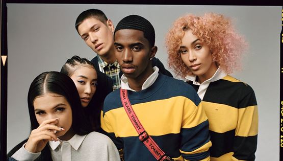 Η νέα TOMMY JEANS καμπάνια του Tommy Hilfiger είναι η γιορτή του street style