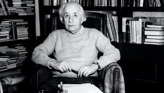 Η απλή και λιτή φόρμουλα της ευτυχίας, σύμφωνα με τον Albert Einstein