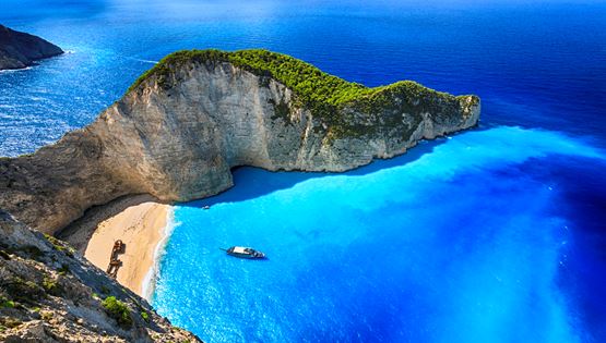 Ο οδηγός του Travel+Leisure για τους ταξιδιώτες σε ελληνικά νησιά