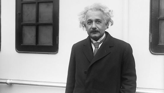 Η χειρόγραφη θεωρία της σχετικότητας του Albert Einstein αξίζει εκατομμύρια, στην κυριολεξία