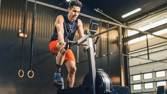 Αεροβική ή βάρη: Πώς να ξεκινήσεις την προπόνησή σου