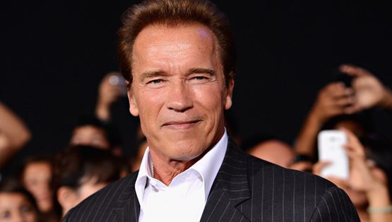 Γερμανοί κράτησαν 3 ώρες τον Arnold Schwarzenegger στο αεροδρόμιο του Μονάχου για το ρολόι του