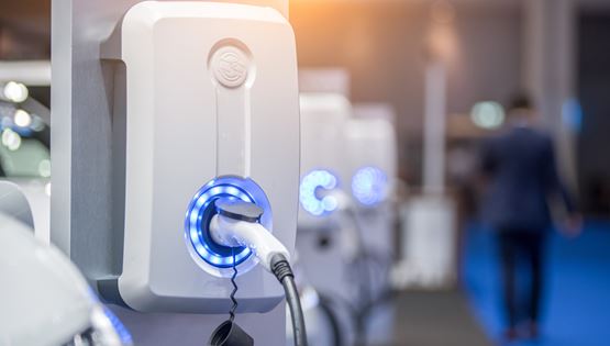 Υπάρχει ηλεκτρικό αυτοκίνητο που έχει αυτονομία 1.000 χλμ.