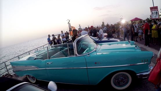 Alimos Classic Cars &amp; Motorbikes για λάτρεις των vintage αυτοκινήτων και μηχανών