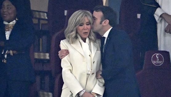 Να γιατί ο Emmanuel Macron &quot;παντρεύτηκε την καθηγήτριά του&quot;