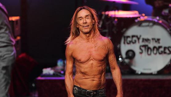 5 τραγούδια από τον Iggy Pop που θέλουμε να ακούσουμε το καλοκαίρι στην Αθήνα