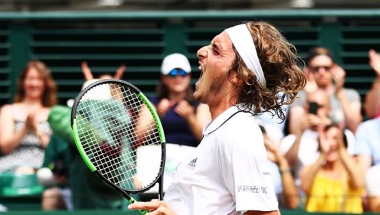 Σε άλλα νέα, ο Στέφανος Τσιτσιπάς πείστηκε να κάνει το εμβόλιο κατά της Covid-19