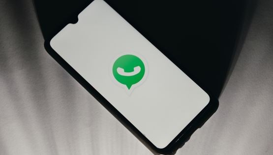 Το νέο τρικ για να κάνεις 'αδιάβαστο' το 'διαβάστηκε' στο WhatsApp