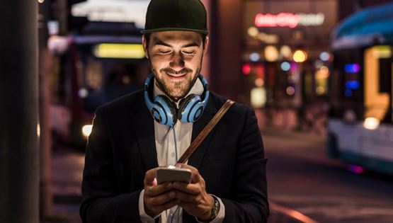 To app που μετατρέπει τα φωνητικά μηνύματα του WhatsApp σε γραπτά