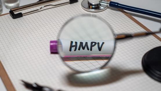 Τι είναι ο μεταπνευμονοϊός (HMPV)-ήρθε στη Θεσσαλονίκη από την Κίνα