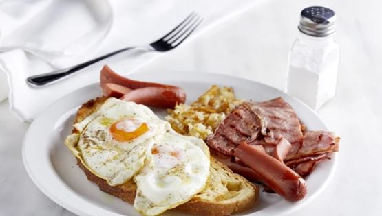 &#39;Συν Αθηνά&#39; για brunch με την πιο όμορφη θέα στην Ακρόπολη