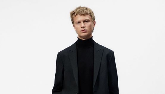 Πώς να ντυθείς καλά αυτές τις γιορτές