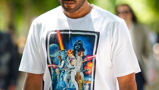 Τ-shirts με στάμπες που κάνουν τη διαφορά