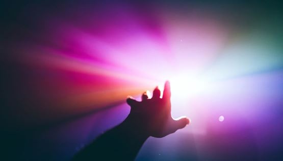 Σύντομα θα μπορούμε να φτάσουμε την ταχύτητα του φωτός