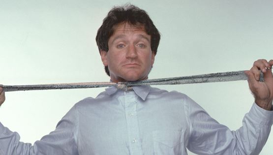 6 τρόποι να φορέσεις γραβάτα τον φετινό χειμώνα