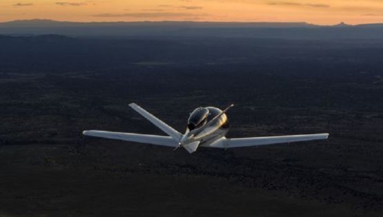 Το ιδιωτικό τζετ που μπορεί να προσγειωθεί μόνο του