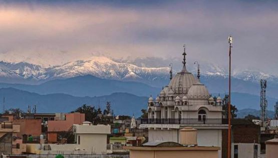 Τα Ιμαλάια φαίνονται από την Ινδία, πρώτη φορά μετά από 30 χρόνια