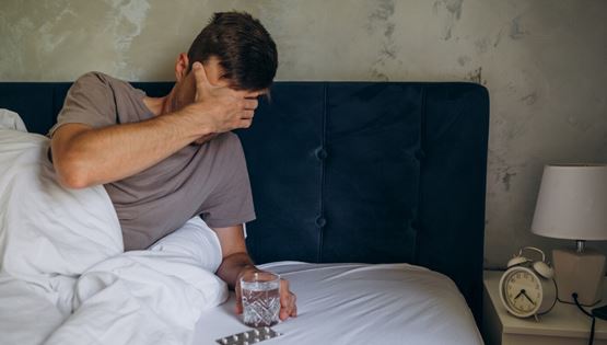 Όχι, δεν είναι ιδέα σου, τα hangover γίνονται όλο και χειρότερα