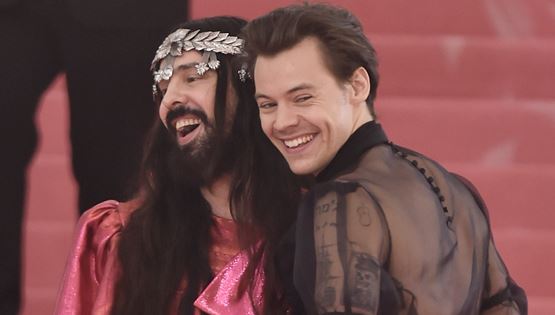 Ο Harry Styles και ο Alessandro Michele έκαναν το bromance τους ρούχα