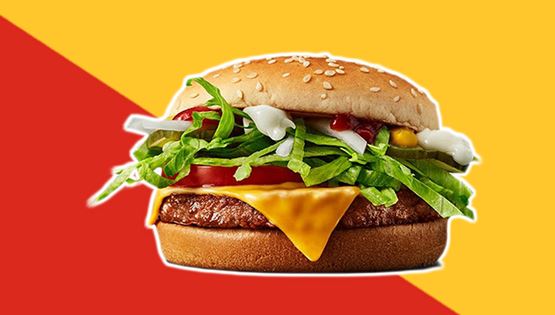 Πότε, πώς και πού φτιάχτηκε το πρώτο burger