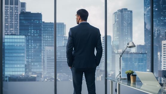 Τζακ Ζαμπακίδης, ο Ελληνοκύπριος που μπήκε στην ευρωπαϊκή λίστα του Forbes με τους "30 κάτω των 30"