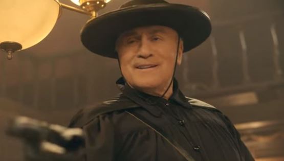 Ζούμε σίγουρα στο Black Mirror, o Παναγιώτης Ψωμιάδης μπαίνει στη "Φάρμα"