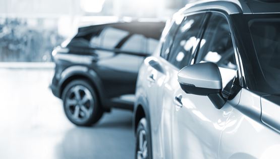 Ο κόσμος ξοδεύει περισσότερα χρήματα από ποτέ σε καινούργια αυτοκίνητα