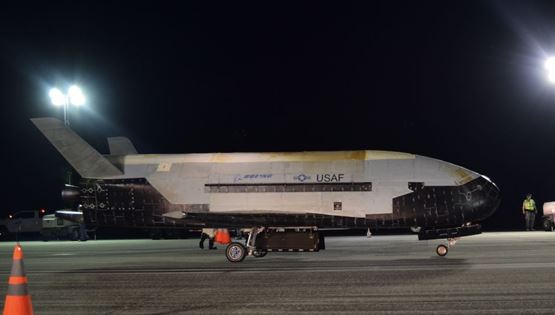 Μυστικό αμερικανικό διαστημικό σκάφος τράβηξε μια απίστευτη φωτογραφία της Γης