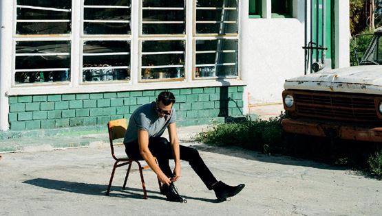 Φθινοπωρινό στυλ σε rock n&#39; roll mood