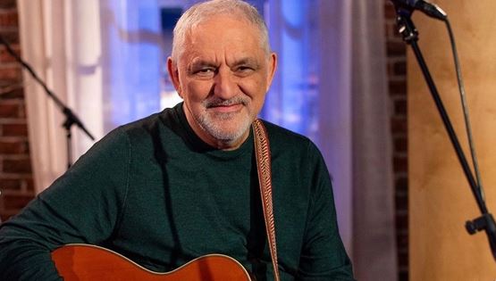 Ο Νίκος Πορτοκάλογλου είναι ίδιος ο πατέρας του