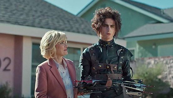 O γιος του Edward Scissorhands είναι ο Timothée Chalamet