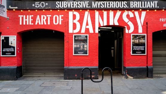 Και οι συλλήψεις για κλοπή έργων τέχνης του Banksy, δε σταματούν