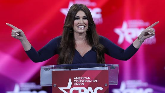 Όταν η Kimberly Guilfoyle έλεγε τους Έλληνες 'χαραμοφάηδες'