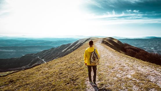 6 tech ταξιδιωτικές τάσεις για το 2023