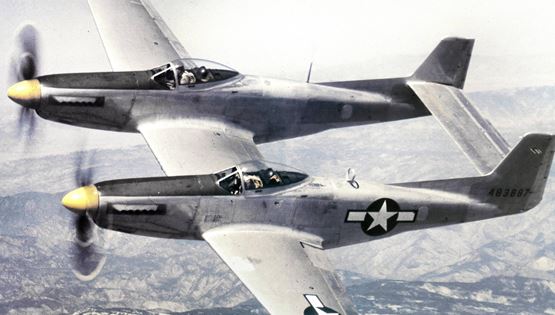 Το μοναδικό F-82 Twin Mustang που πετά ακόμη ψάχνει νέο πιλότο