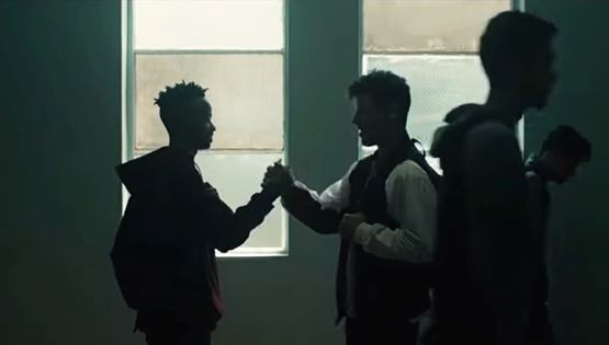 1-800-273-8255, ένα κομμάτι που επιτελεί κοινωνικό έργο