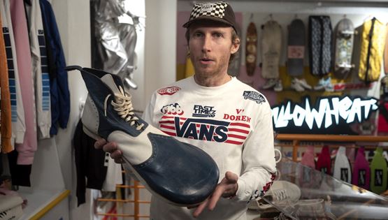 Ο συλλέκτης που αναζητά κάθε ζευγάρι Vans που κυκλοφόρησε ποτέ